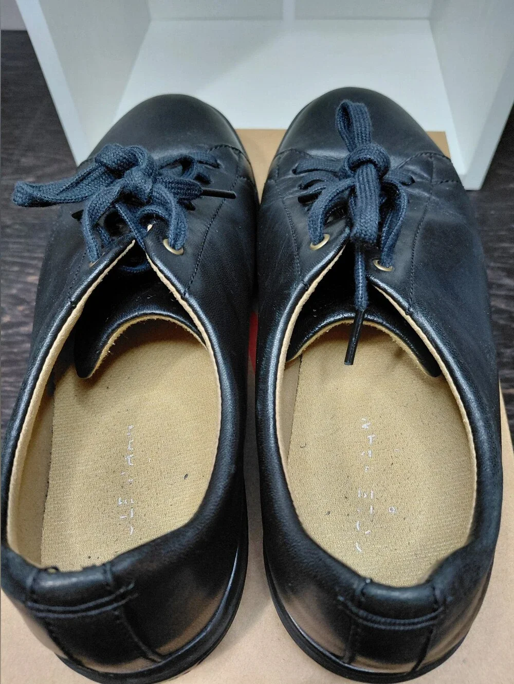 Cole Haan 9.5W Men's Black Leather Derby Shoes – Sleek Lace-Up Oxford Sneakers